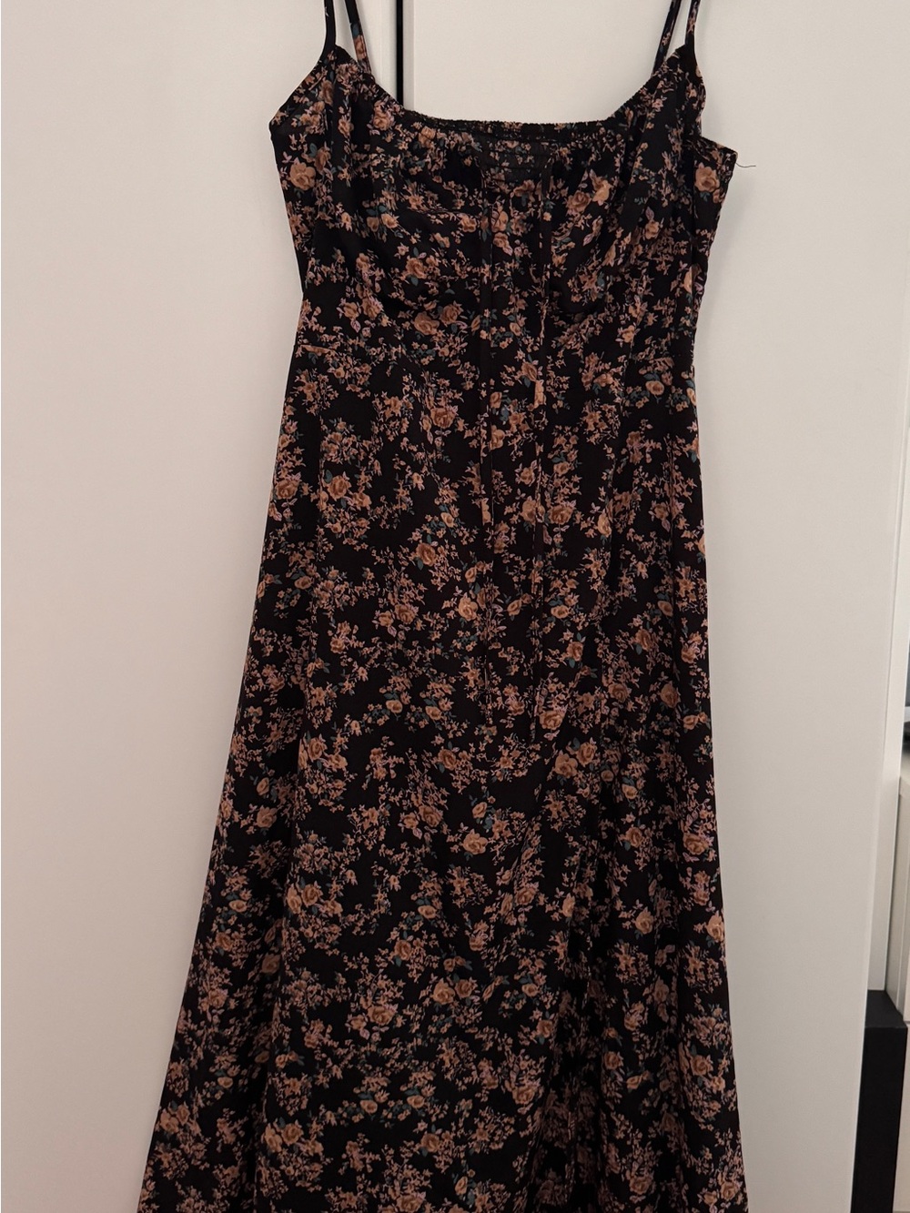 SHEIN Black Floral Midi Dress with Blush Accents - Picture 5 of 5